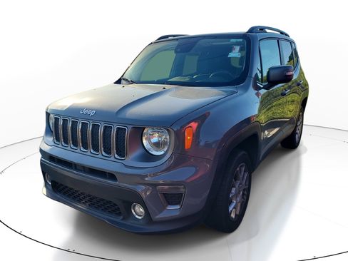 Used 2021 Jeep Renegade Limited w/ Sun & Sound Group AWD/4WD image 3