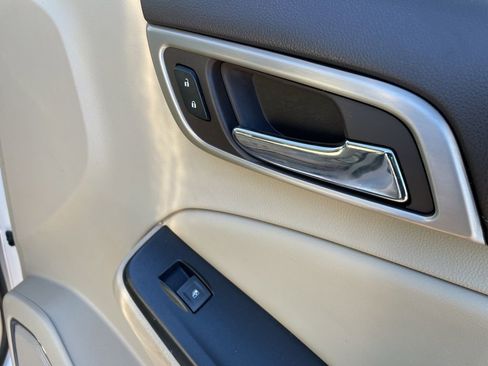 Used 2018 GMC Yukon Denali w/ Denali Ultimate Package image 33