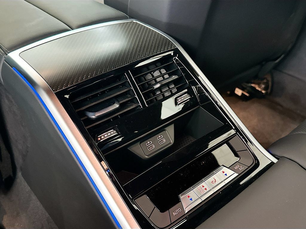New 2026 BMW M850i xDrive AWD/4WD image 25