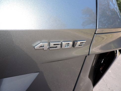 New 2026 Cadillac Lyriq Premium Luxury w/ LPO, Floor Liner Package image 11