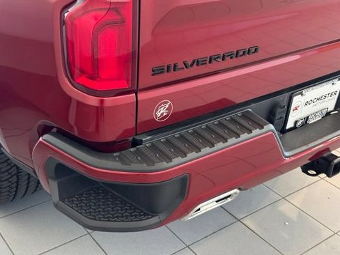 Used 2023 Chevrolet Silverado 1500 RST AWD/4WD image 45