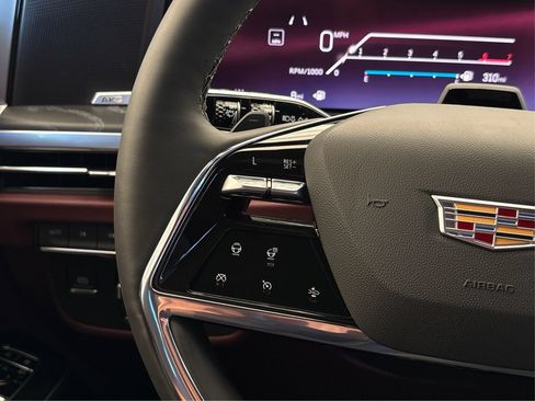 New 2026 Cadillac Escalade ESV Sport w/ LPO, ONYX Package AWD/4WD image 27