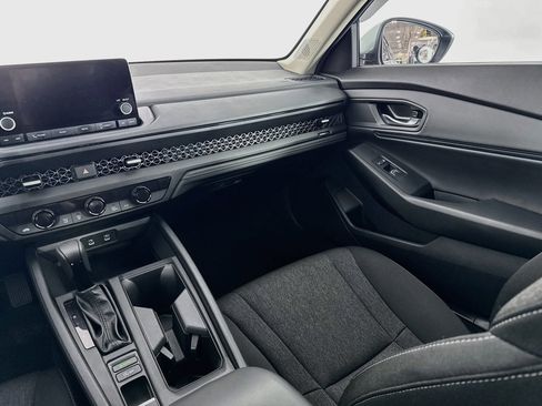 Certified 2024 Honda Accord EX image 23