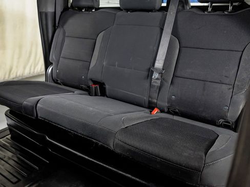 Used 2022 Chevrolet Silverado 2500 LT w/ Convenience Package image 32