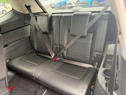 Used 2023 Volkswagen Atlas SE AWD/4WD image 28