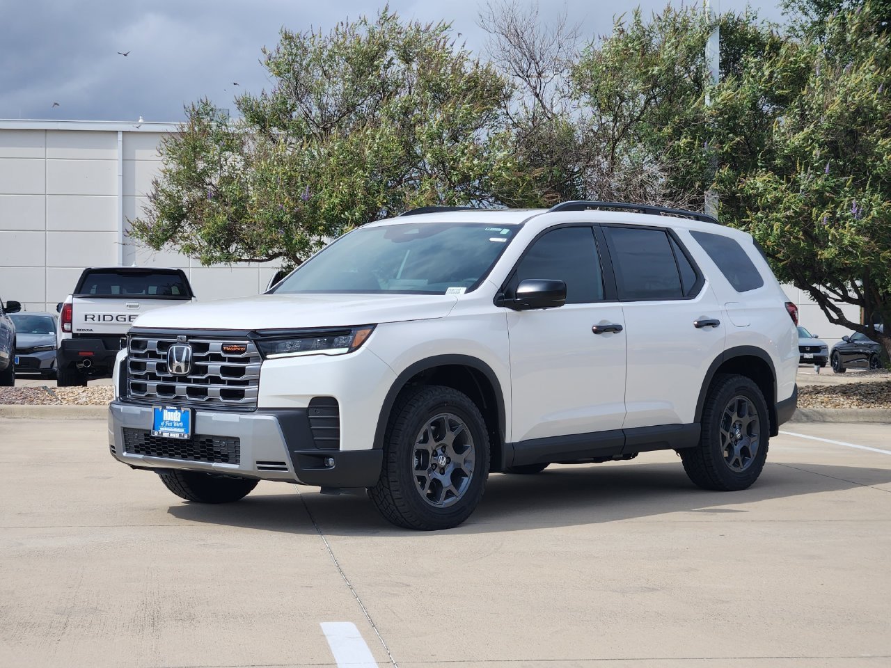 New 2026 Honda Pilot TrailSport image 2