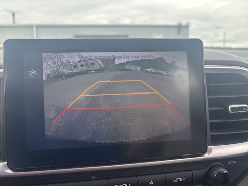 Used 2024 Hyundai Venue SEL FWD image 26