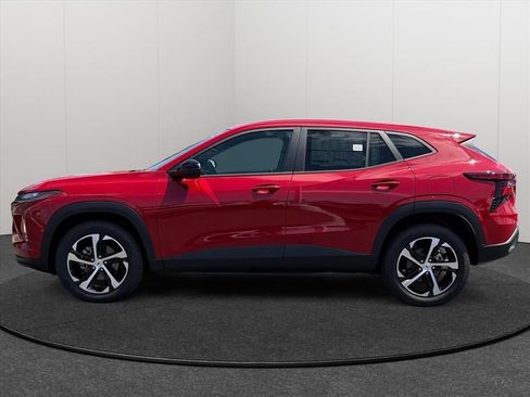 New 2026 Chevrolet Trax RS w/ Driver Confidence Package FWD image 2