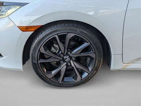 Used 2019 Honda Civic Sport image 9