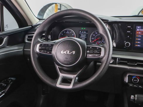 Used 2023 Kia K5 LXS image 12