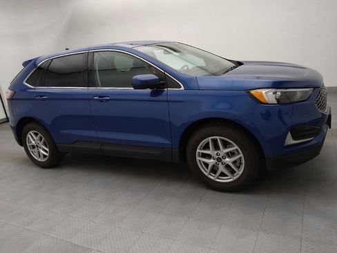Used 2024 Ford Edge SEL image 11