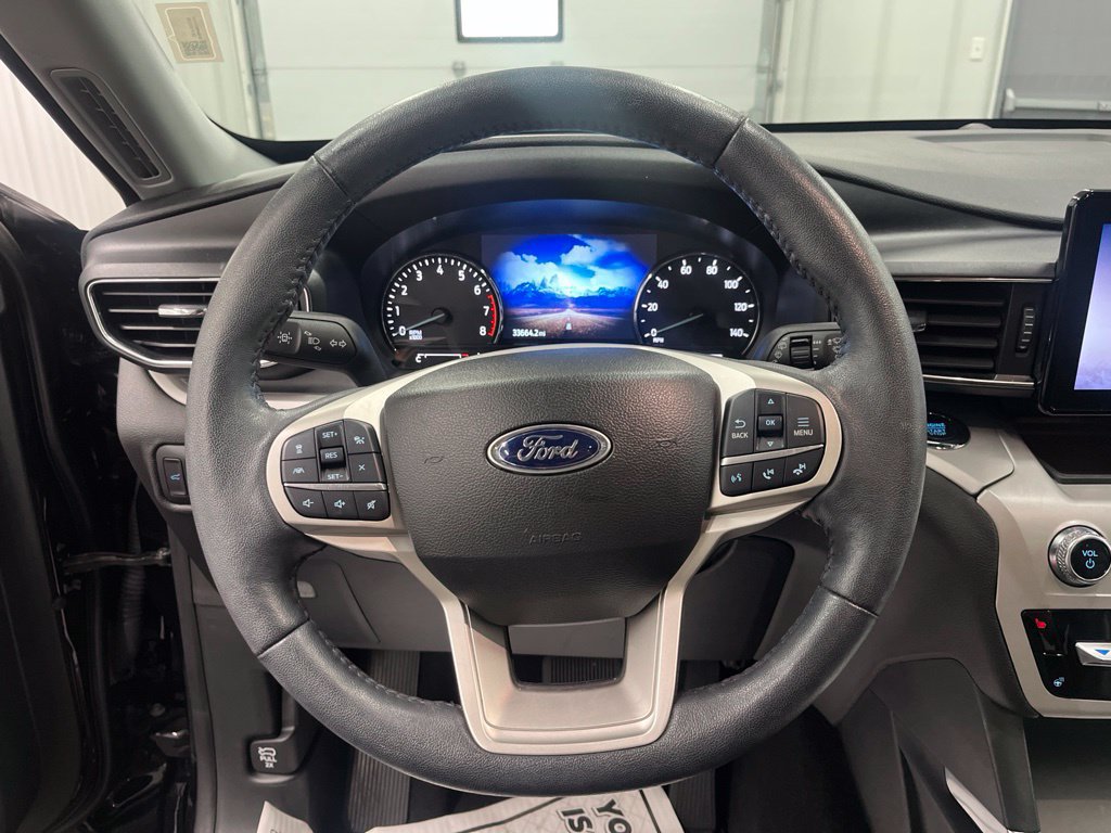 Used 2023 Ford Explorer XLT w/ Equipment Group 202A AWD/4WD image 23