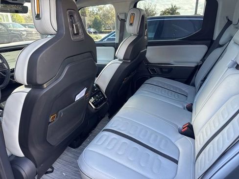 Used 2022 Rivian R1T Adventure image 4