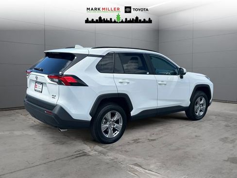 Certified 2025 Toyota RAV4 XLE AWD/4WD image 5