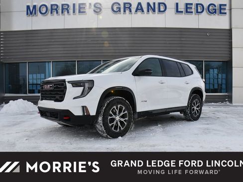Used 2024 GMC Acadia AT4 w/ Luxury Package image 1