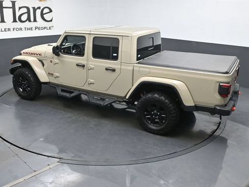 Used 2022 Jeep Gladiator Mojave w/ LED Lighting Group AWD/4WD image 39