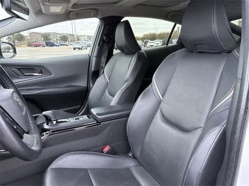 Used 2023 Toyota Prius Limited image 17