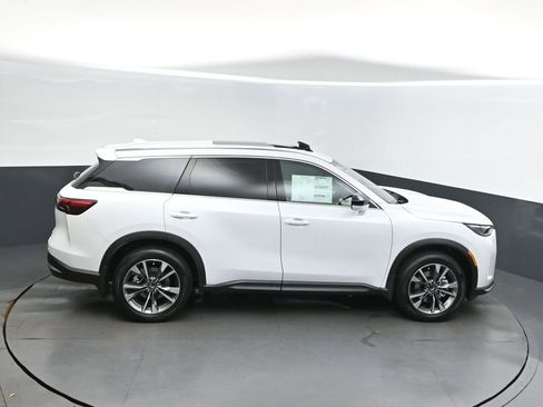 Certified 2026 INFINITI QX60 Pure w/ Cargo Package image 36