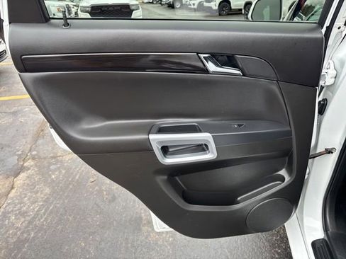 Used 2015 Chevrolet Captiva Sport LT w/ Convenience Package image 18