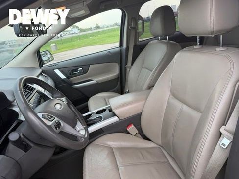 Used 2013 Ford Edge SEL FWD image 17