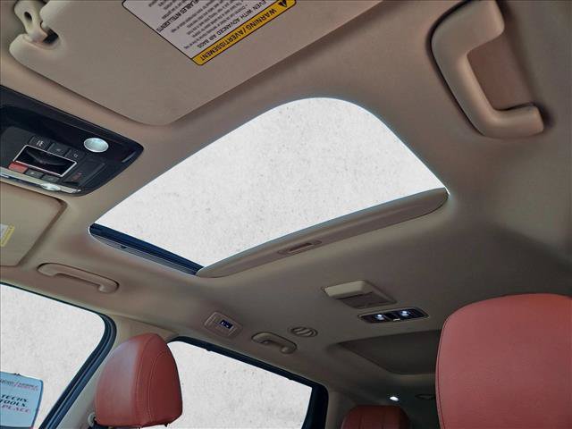 Used 2023 Kia Carnival SX Prestige FWD image 16