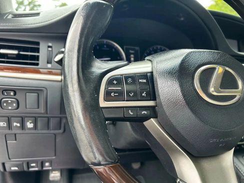 Used 2018 Lexus ES 350 w/ Navigation System Package image 14