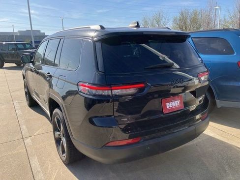 Used 2023 Jeep Grand Cherokee L Laredo AWD/4WD image 5