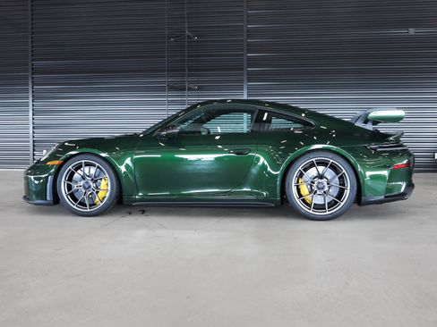 New 2026 Porsche 911 GT3 image 2