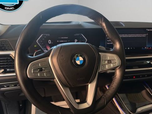 Used 2026 BMW X7 xDrive40i AWD/4WD image 13