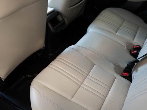 Used 2023 Honda HR-V EX-L image 17