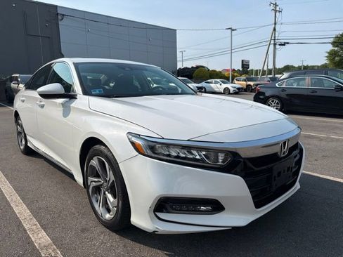 Used 2020 Honda Accord EX image 2