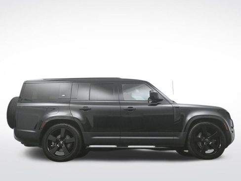 Used 2024 Land Rover Defender 130 S image 55