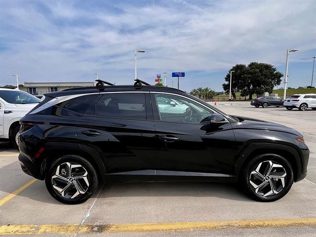 Used 2024 Hyundai Tucson Limited AWD/4WD image 2