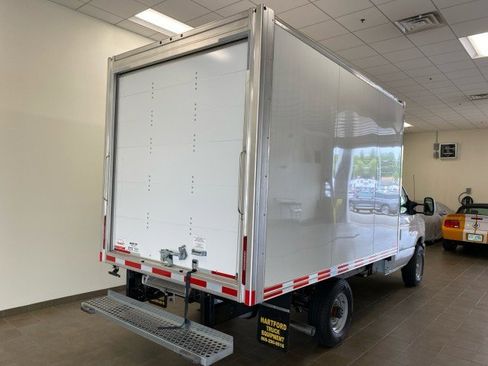 New 2024 Ford E-350 and Econoline 350 Super Duty w/ Power Windows & Locks Group image 10