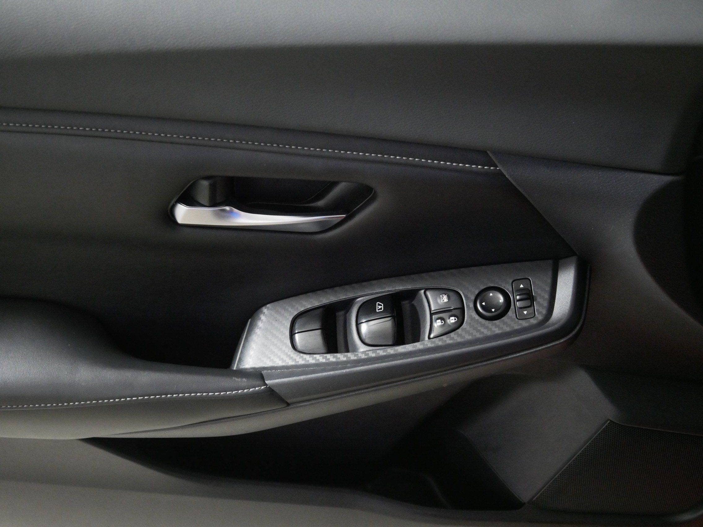 Used 2020 Nissan Sentra SV FWD image 19