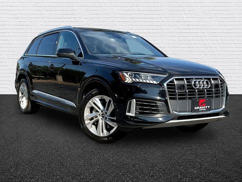 Used 2023 Audi Q7 3.0T Premium w/ Convenience Package AWD/4WD image 3