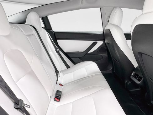 Used 2019 Tesla Model 3 Long Range image 21