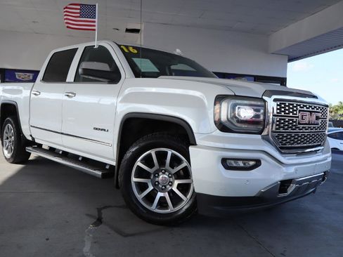 Used 2016 GMC Sierra 1500 Denali RWD image 3