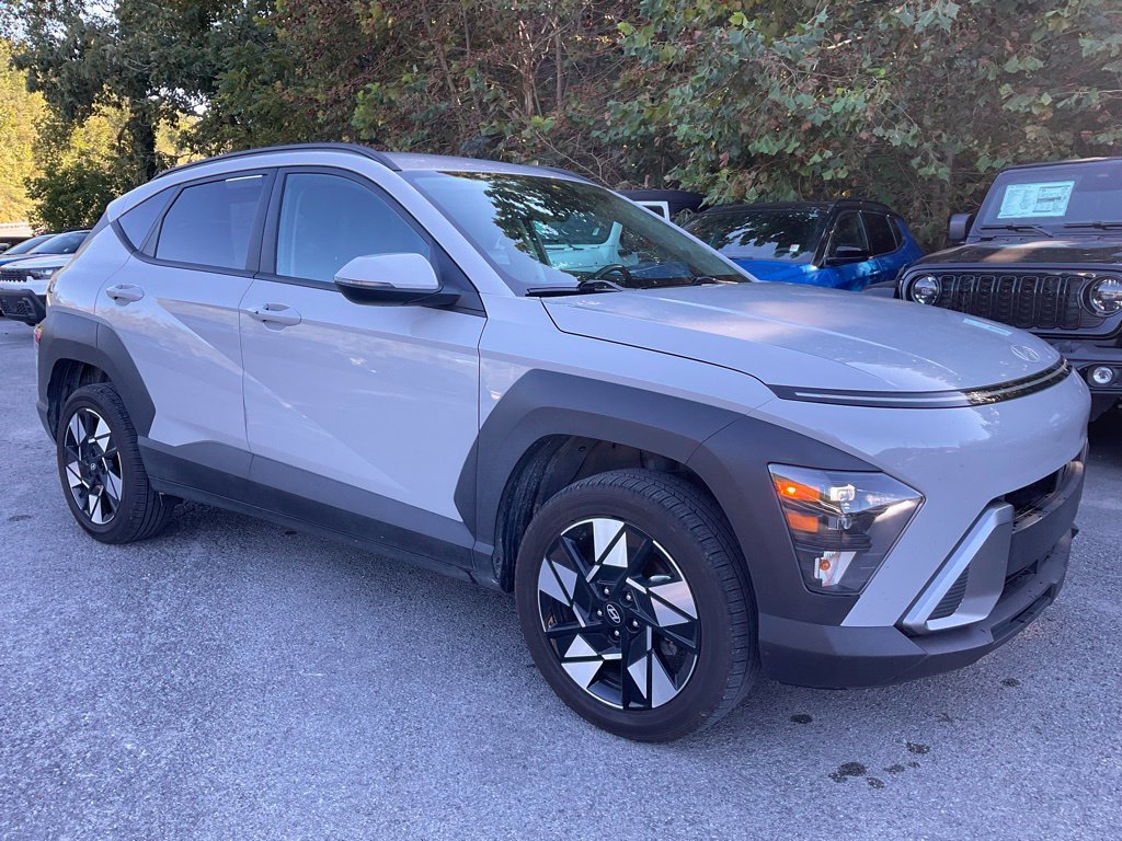 Used 2025 Hyundai Kona SEL AWD/4WD image 7