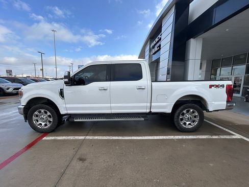 Used 2020 Ford F250 Lariat w/ Lariat Ultimate Package image 2