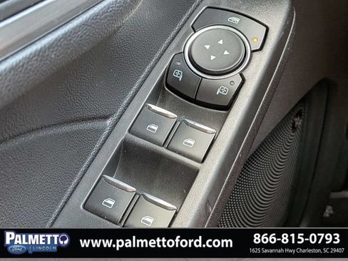 Used 2021 Ford Escape Titanium AWD/4WD image 26