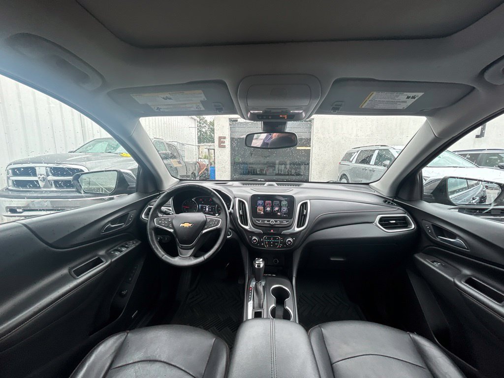 Used 2018 Chevrolet Equinox Premier FWD image 19