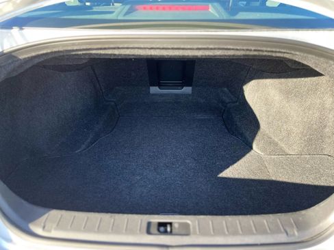 Used 2012 INFINITI M37 x w/ Deluxe Touring Pkg image 22