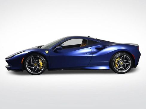 Certified 2022 Ferrari F8 Tributo RWD image 7