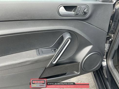 Used 2015 Volkswagen Beetle 1.8T image 20