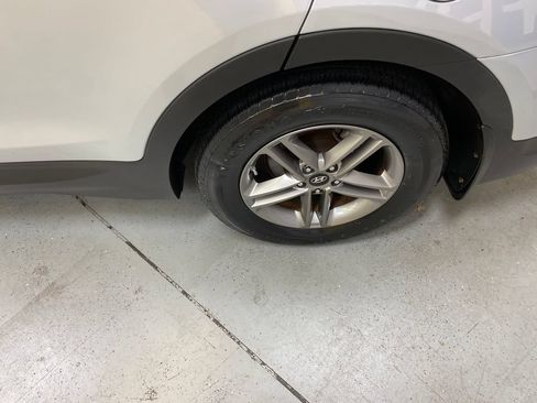 Used 2018 Hyundai Santa Fe Sport w/ 2.4L Value Package 02 AWD/4WD image 12