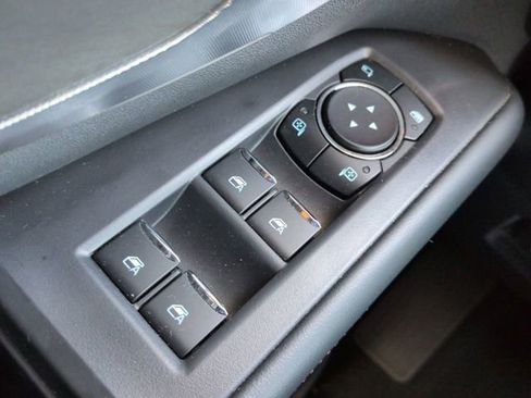 Used 2025 Ford Expedition Platinum AWD/4WD image 27