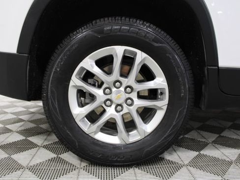 Used 2021 Chevrolet Traverse LT AWD/4WD image 46