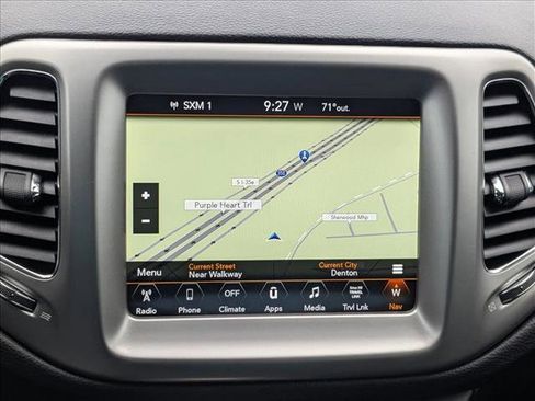 Used 2018 Jeep Compass Latitude w/ Popular Equipment Group image 13