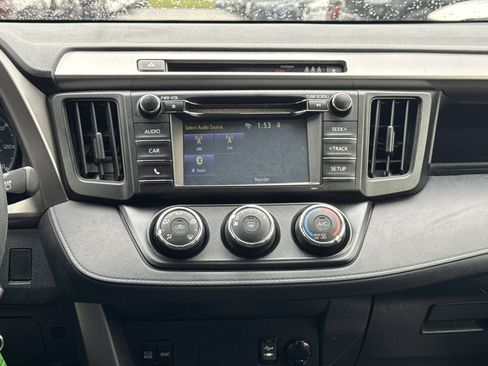 Used 2018 Toyota RAV4 LE w/ All Weather Liner Package AWD/4WD image 8